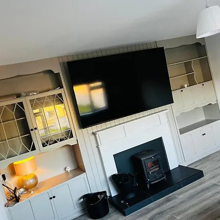 Holiday home To Everything In Mayo Four Bedrooms